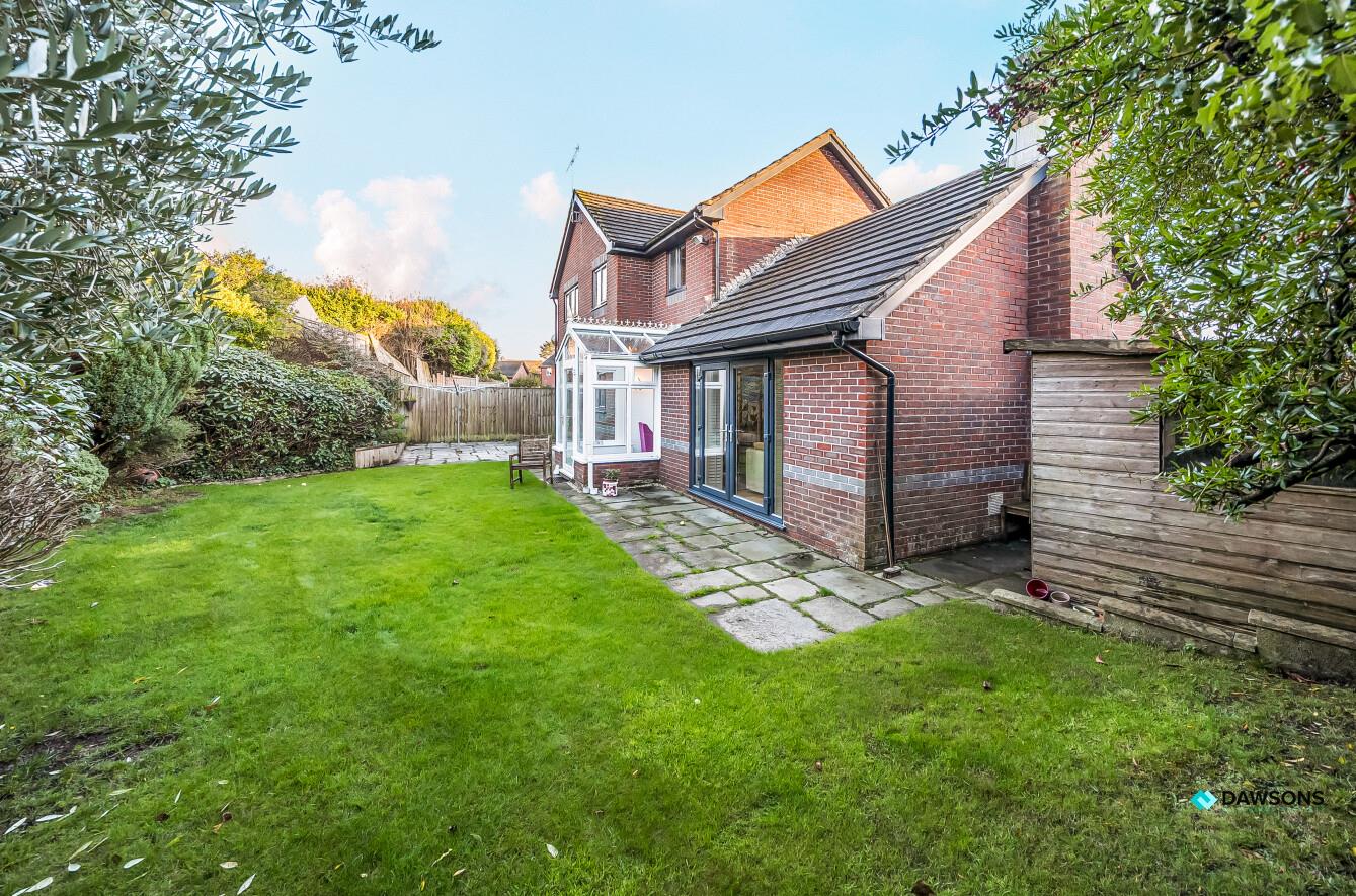 Ffordd Draenen Ddu, West Cross, Mumbles, Swansea, SA3 5RP